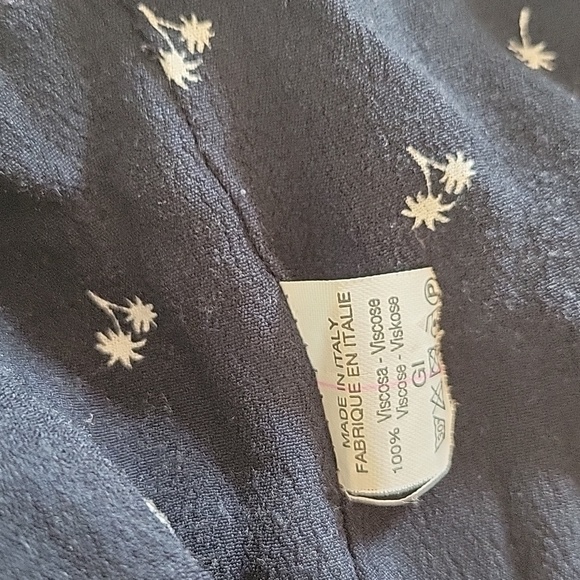 CLOSET CLEAROUT $10 | Brandy Melville | Dena palm tree tie tank top | One size - Picture 9 of 9